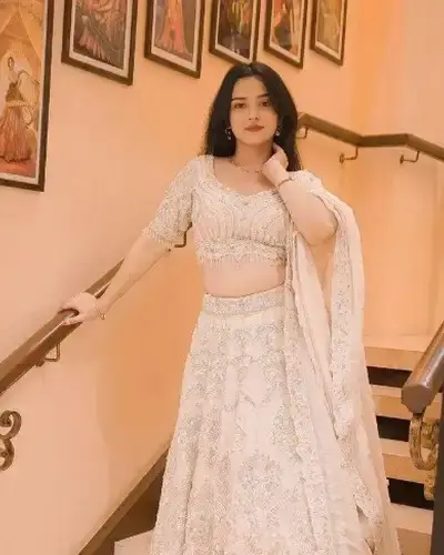 Escort Ichchapuram